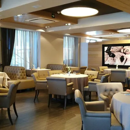 Cosmopolita Boutique & 4* Platja d'Aro