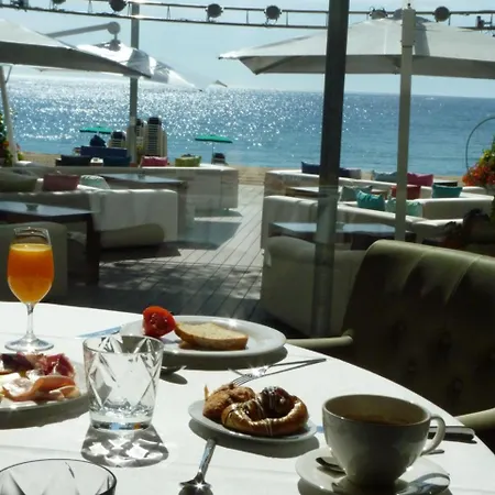 Cosmopolita Boutique & Hotell 4*