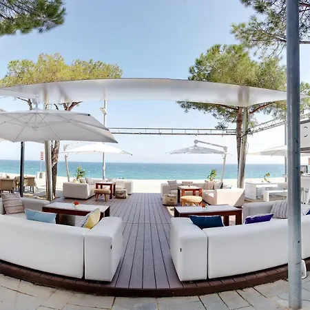 Cosmopolita Boutique & 4*