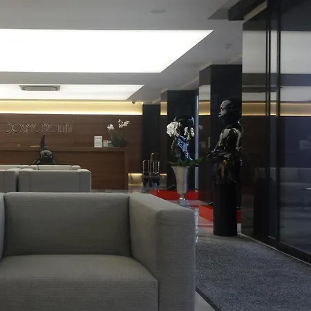 Cosmopolita Boutique & 4*