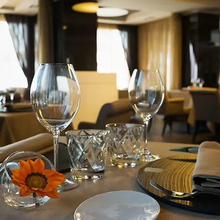 Cosmopolita Boutique & Hotell