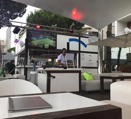 Cosmopolita Boutique & 4*