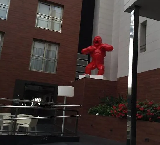 Cosmopolita Boutique & Готель 4*