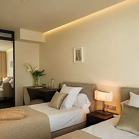 Cosmopolita Boutique & 4*