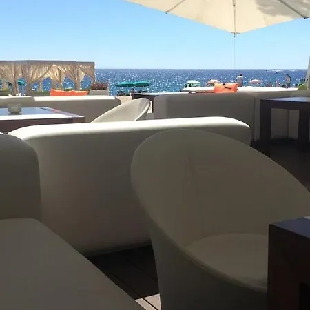 מלון Cosmopolita Boutique & 4*