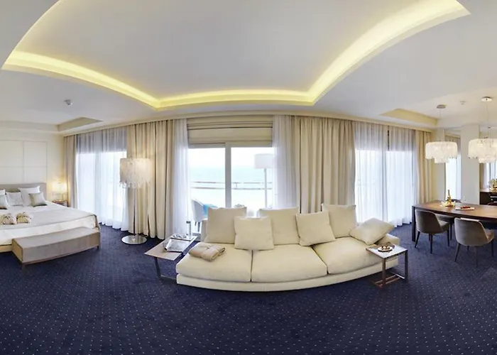 Cosmopolita Boutique & 4* Platja d'Aro