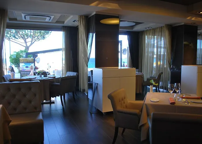 Cosmopolita Boutique & Отель 4*