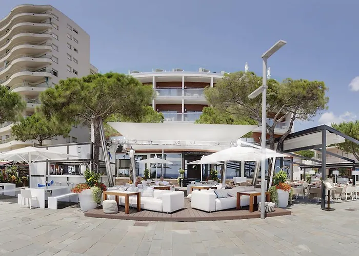 Cosmopolita Boutique & 4* Platja d'Aro