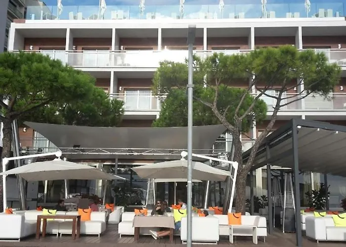 Hotel Cosmopolita Boutique & 4*