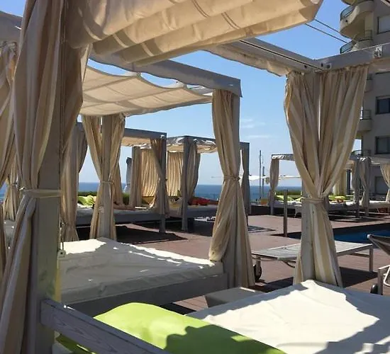 Cosmopolita Boutique &